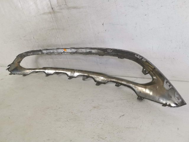 bontott MERCEDES-BENZ GLC Első Lökhárító Díszléc