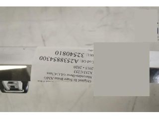 bontott MERCEDES-BENZ GLC Első Lökhárító Díszléc