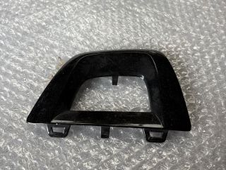 bontott MERCEDES-BENZ GLC Első Lökhárító Díszléc