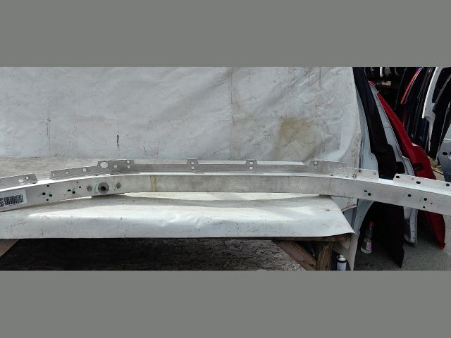 bontott MERCEDES-BENZ GLC Első Lökhárító Merevítő (Fém)