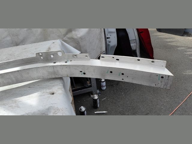 bontott MERCEDES-BENZ GLC Első Lökhárító Merevítő (Fém)