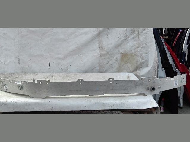 bontott MERCEDES-BENZ GLC Első Lökhárító Merevítő (Fém)