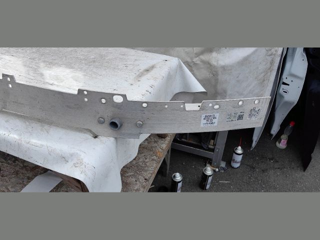 bontott MERCEDES-BENZ GLC Első Lökhárító Merevítő (Fém)