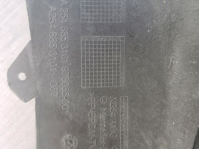 bontott MERCEDES-BENZ GLC Első Lökhárító (Üresen)