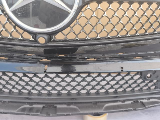 bontott MERCEDES-BENZ GLC Első Lökhárító (Üresen)