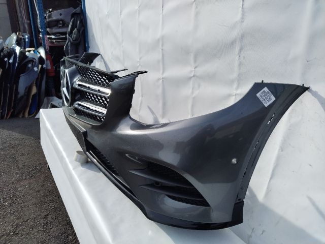 bontott MERCEDES-BENZ GLC Első Lökhárító (Üresen)