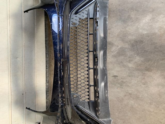 bontott MERCEDES-BENZ GLC Első Lökhárító (Üresen)