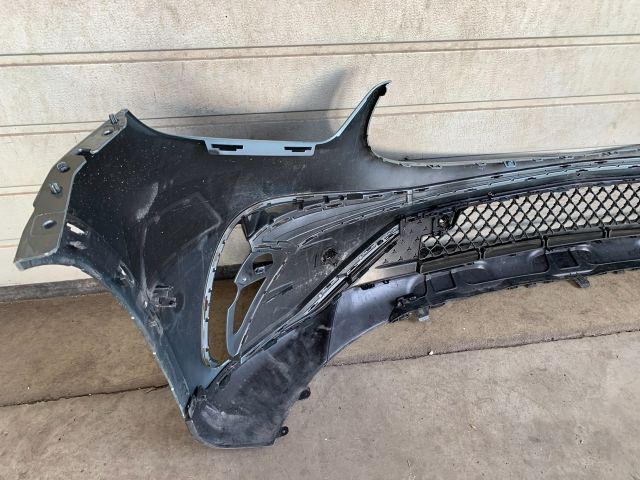 bontott MERCEDES-BENZ GLC Első Lökhárító (Üresen)