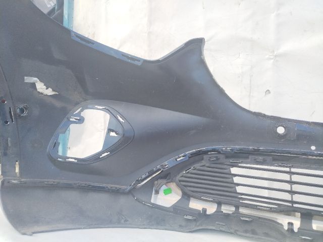 bontott MERCEDES-BENZ GLC Első Lökhárító (Üresen)