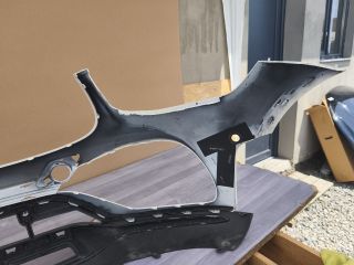 bontott MERCEDES-BENZ GLC Első Lökhárító (Üresen)