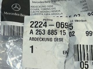 bontott MERCEDES-BENZ GLC Első Vonószem Burkolat