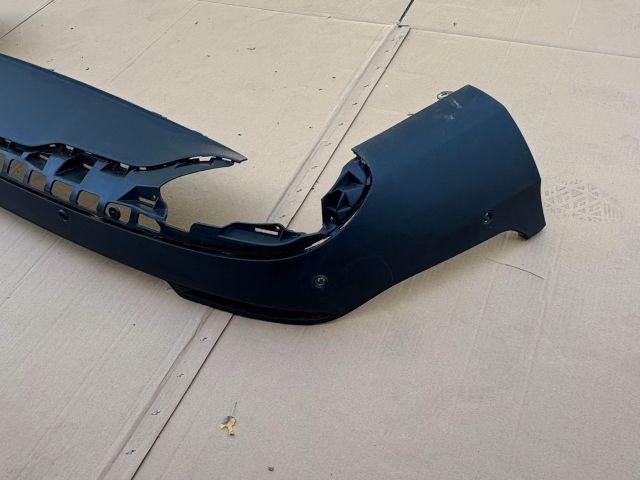 bontott MERCEDES-BENZ GLC Hátsó Lökhárító Alsó (Műanyag)