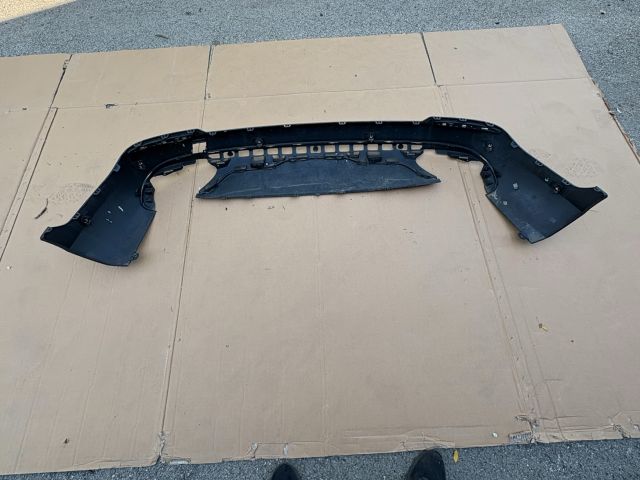 bontott MERCEDES-BENZ GLC Hátsó Lökhárító Alsó (Műanyag)