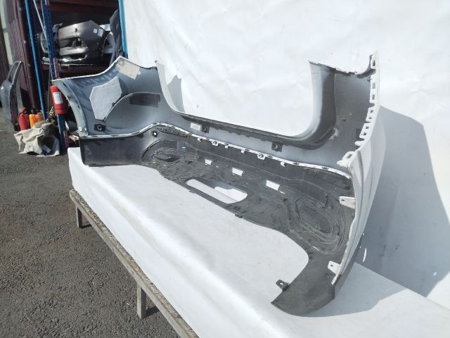 bontott MERCEDES-BENZ GLC Hátsó Lökhárító (Üresen)