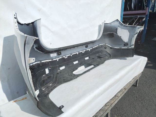 bontott MERCEDES-BENZ GLC Hátsó Lökhárító (Üresen)