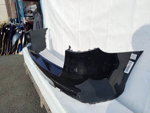 bontott MERCEDES-BENZ GLC Hátsó Lökhárító (Üresen)