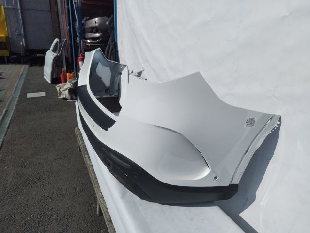 bontott MERCEDES-BENZ GLC Hátsó Lökhárító (Üresen)