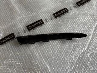 bontott MERCEDES-BENZ GLC Jobb első Lökhárító Díszléc