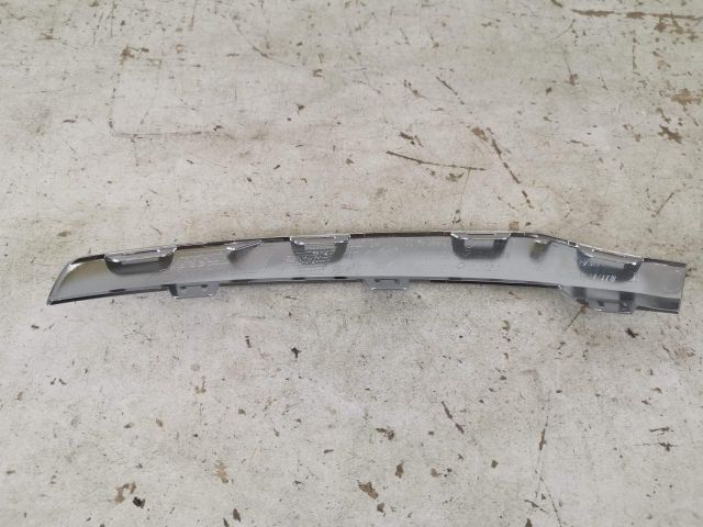 bontott MERCEDES-BENZ GLC Jobb első Lökhárító Díszléc