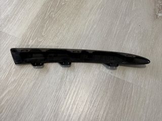 bontott MERCEDES-BENZ GLC Jobb első Lökhárító Díszléc