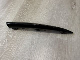 bontott MERCEDES-BENZ GLC Jobb első Lökhárító Díszléc