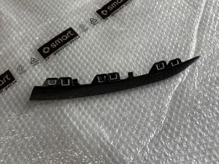 bontott MERCEDES-BENZ GLC Jobb első Lökhárító Díszléc