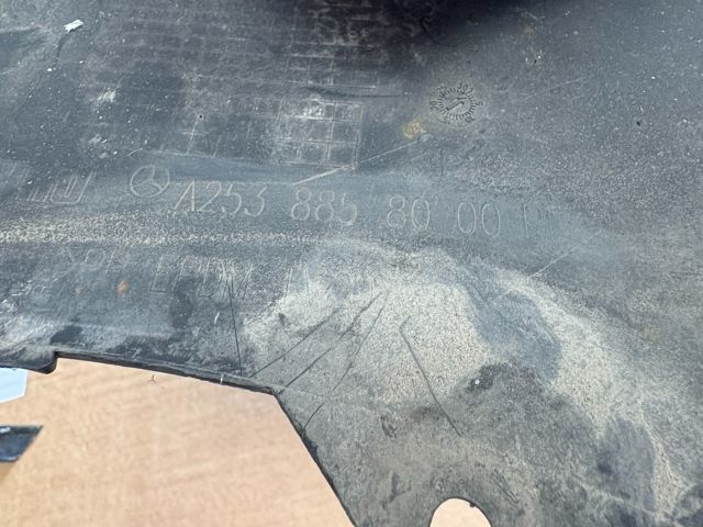 bontott MERCEDES-BENZ GLC Jobb első Lökhárító Sarok