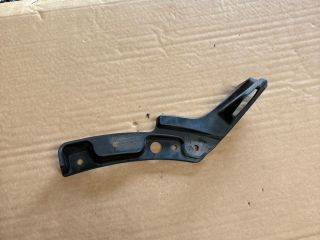 bontott MERCEDES-BENZ GLC Jobb első Lökhárító Tartó (Műanyag)