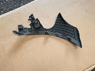 bontott MERCEDES-BENZ GLC Jobb első Lökhárító Tartó (Műanyag)