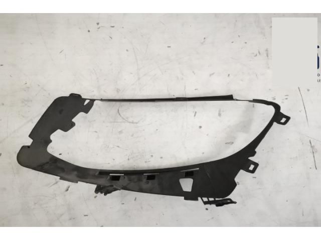 bontott MERCEDES-BENZ GLC Jobb Fényszóró Lámpakeret