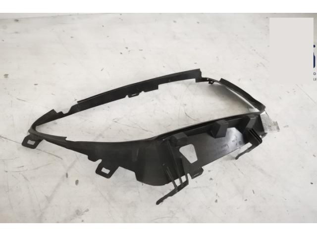 bontott MERCEDES-BENZ GLC Jobb Fényszóró Lámpakeret