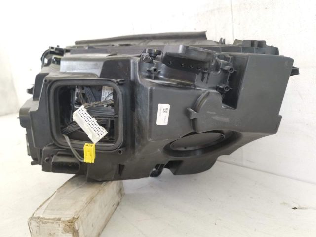 bontott MERCEDES-BENZ GLC Jobb Fényszóró