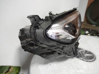 bontott MERCEDES-BENZ GLC Jobb Fényszóró