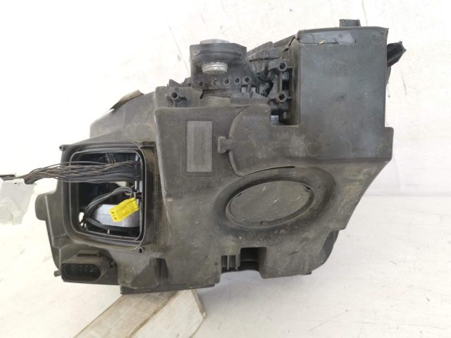 bontott MERCEDES-BENZ GLC Jobb Fényszóró