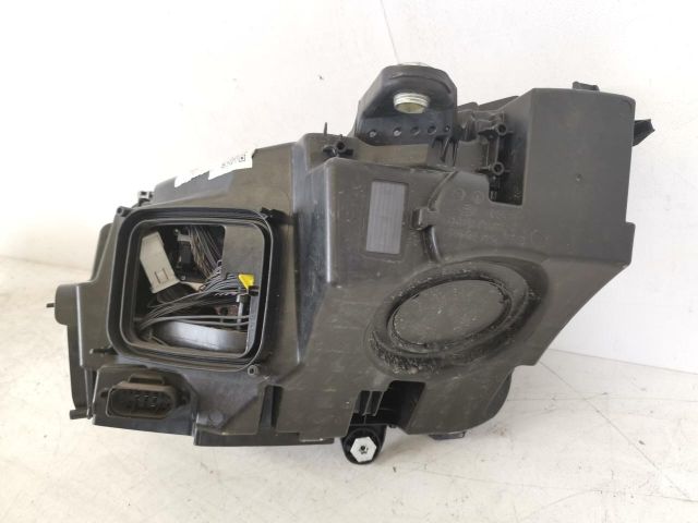 bontott MERCEDES-BENZ GLC Jobb Fényszóró