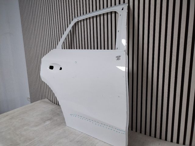 bontott MERCEDES-BENZ GLC Jobb hátsó Ajtó (Üres lemez)