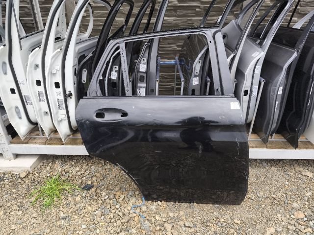 bontott MERCEDES-BENZ GLC Jobb hátsó Ajtó (Üres lemez)