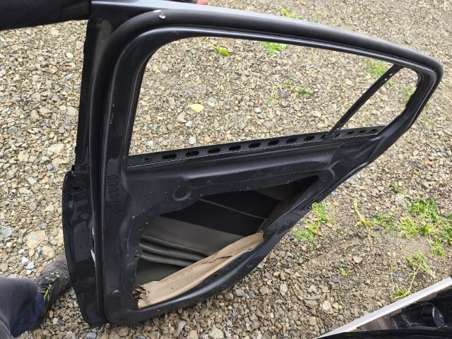 bontott MERCEDES-BENZ GLC Jobb hátsó Ajtó (Üres lemez)