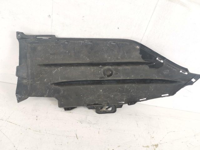 bontott MERCEDES-BENZ GLC Jobb Ködlámpa Rács