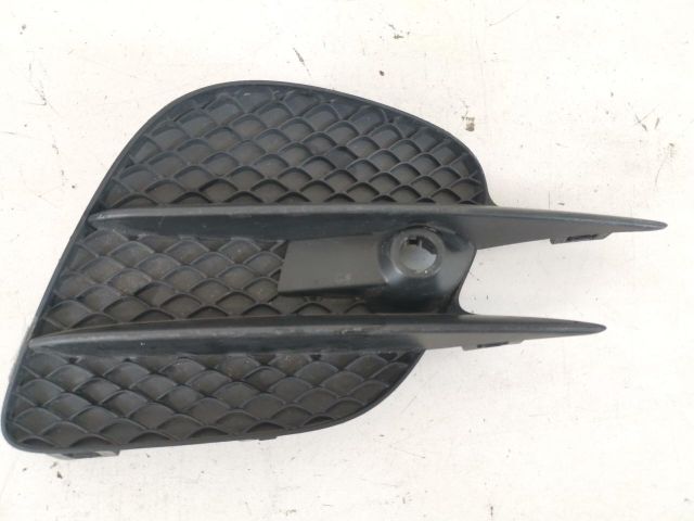 bontott MERCEDES-BENZ GLC Jobb Ködlámpa Rács