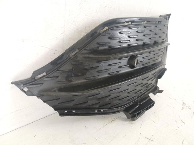 bontott MERCEDES-BENZ GLC Jobb Ködlámpa Rács