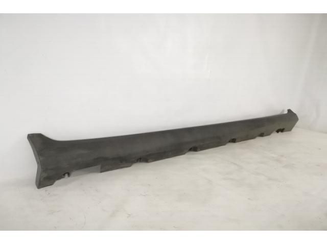 bontott MERCEDES-BENZ GLC Jobb Küszöb