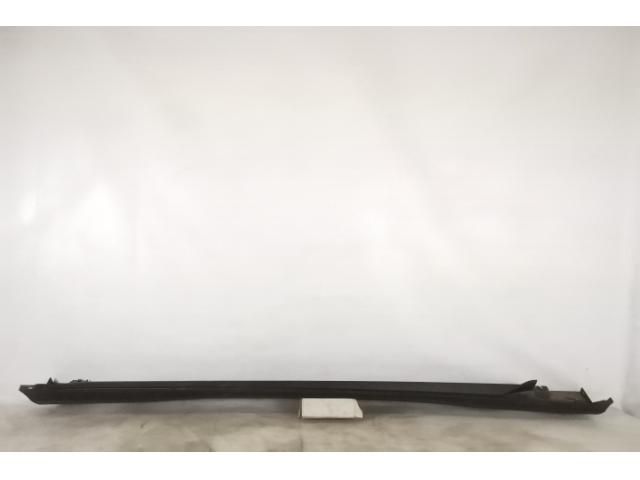 bontott MERCEDES-BENZ GLC Jobb Küszöb