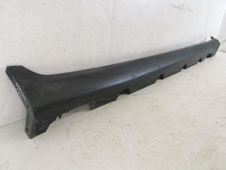 bontott MERCEDES-BENZ GLC Jobb Küszöb