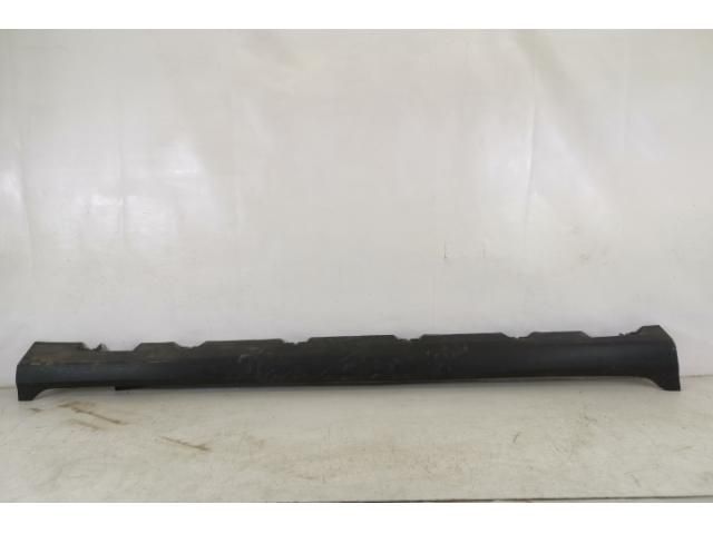 bontott MERCEDES-BENZ GLC Jobb Küszöb