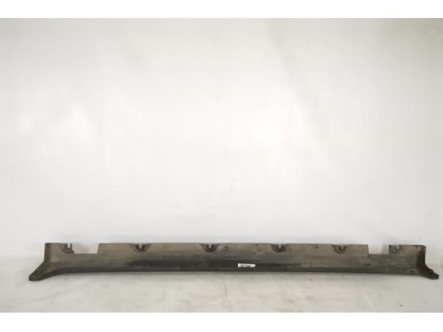 bontott MERCEDES-BENZ GLC Jobb Küszöb