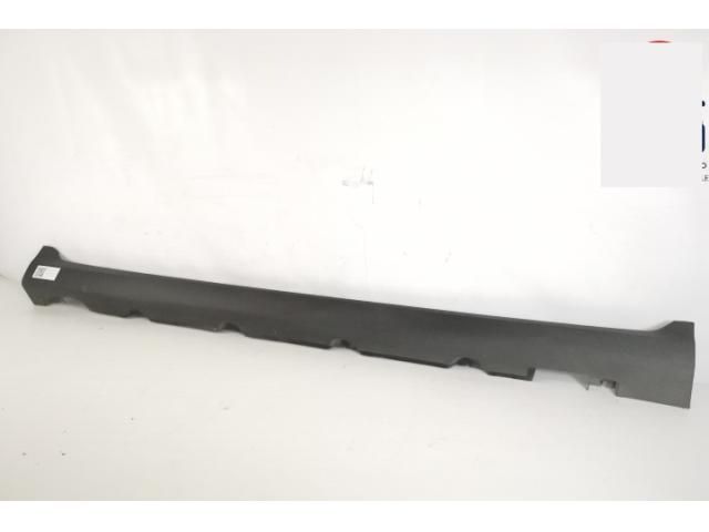 bontott MERCEDES-BENZ GLC Jobb Küszöb