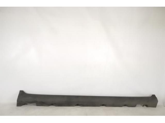 bontott MERCEDES-BENZ GLC Jobb Küszöb