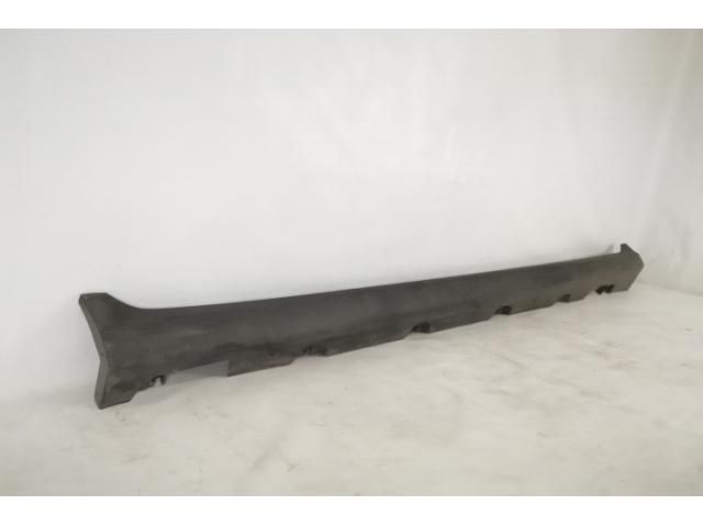 bontott MERCEDES-BENZ GLC Jobb Küszöb