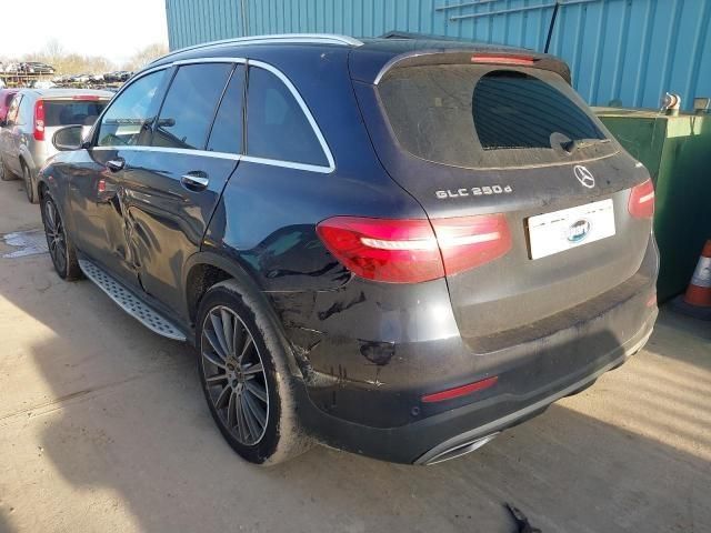 bontott MERCEDES-BENZ GLC Kardánbox